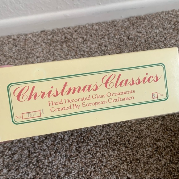 9 Vtg Christmas Classics Glass Ornaments Red Green Silver Glitter Tree Decor 2” - Picture 9 of 11